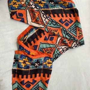 Womens Aztec print scarf